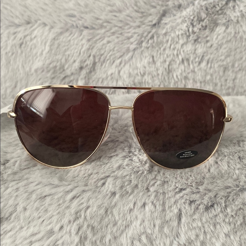 Prive Revaux  Gold Aviator Sunglasses NWT